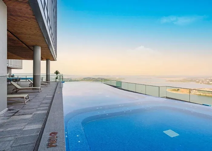 A La Carte Residences Căn Hộ 5 Stars Cạnh Biển